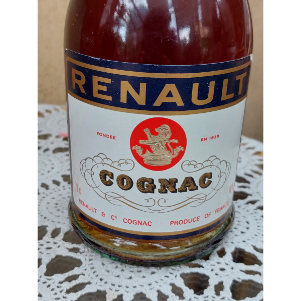 Renault Cognac Lion D\'or.5