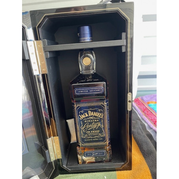 Jack Daniels Sinatra Century.1