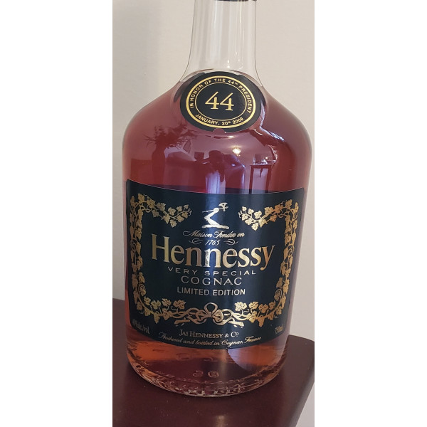 Hennessy Cognac Limited VS edition in Honor of the 44th president.5