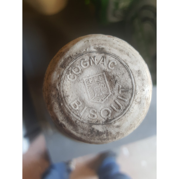 Bisquit and Dubouche Cognac Bisquit.4