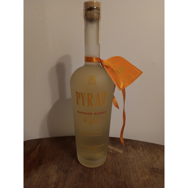 Pyrat Rum Superior Blanco.1
