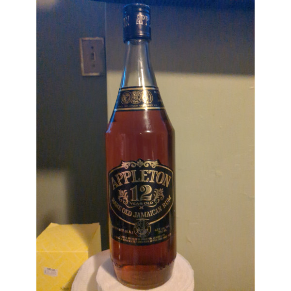 Appleton Estate Rum 12 Year Old Rare Old Jamaican Rum.1