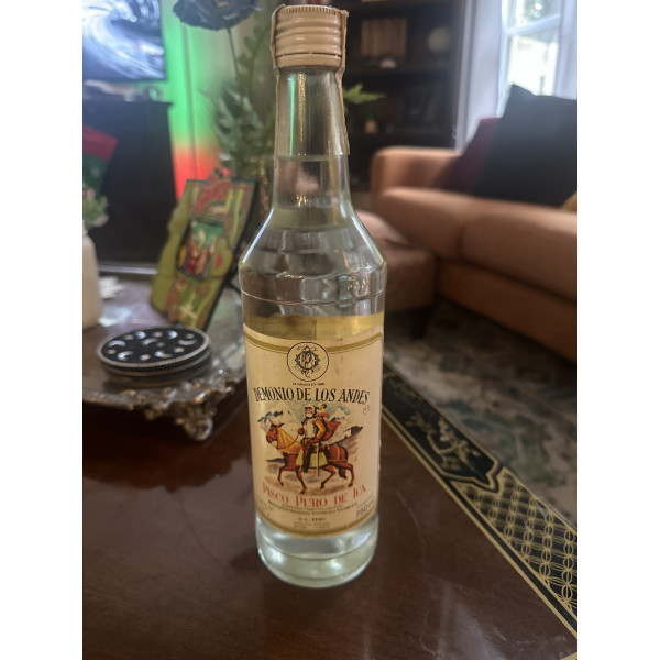 Demonio de los andes Pisco puro de Ica.1