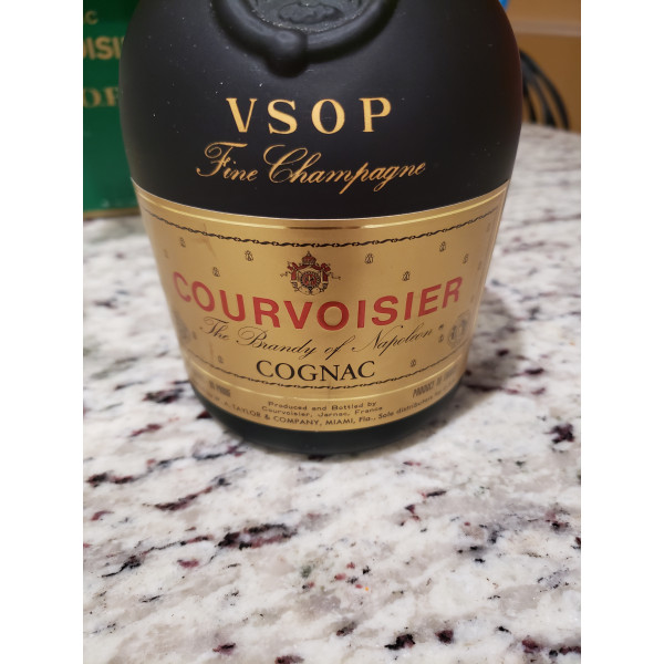Courvoisier Cognac VSOP Courvoisier the brandy of napoleon Paris 1889.5