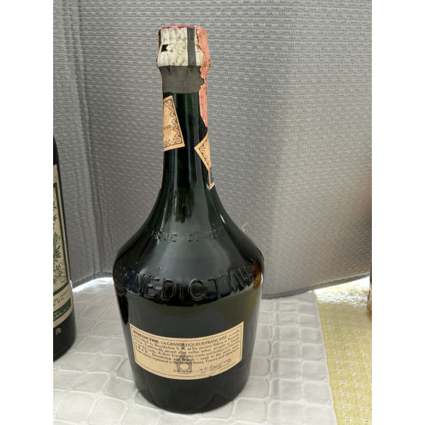 Benedictine S. A. Fecamp D.O.M Benedictine.2