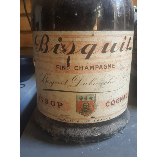 Bisquit and Dubouche Cognac Bisquit.5