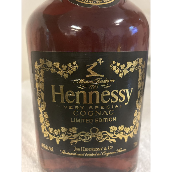 Hennessy Cognac Hennessy Limited Edition VS in Honor of the 44th President Obama 750 ml.5