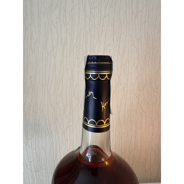Hennessy Cognac VS Limited Edition Kaws "XX" 1L.3