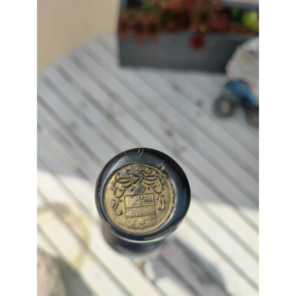 Prunier Cognac Fine cognac with an intagrated tap.4