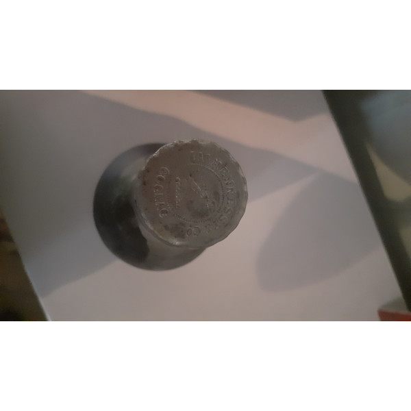 Hennessy Cognac Hennessy, 3 stars.4