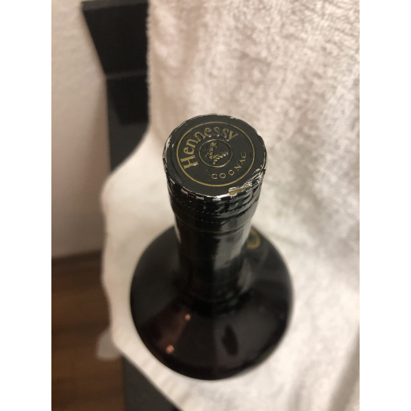 Hennessy Cognac Very Special Limited Edition in honor of the 44th president.3