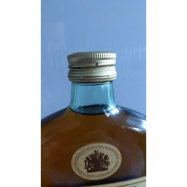 Hine Cognac 3 Star VS Flask 35cl.3