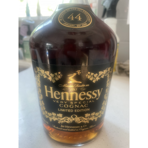 Hennessy Cognac Hennessy Very Special Edition in Honor of 44th President Barack Obama.5