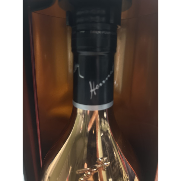 Hennessy Cognac Privilege VSOP United Visual Artists Edition.3