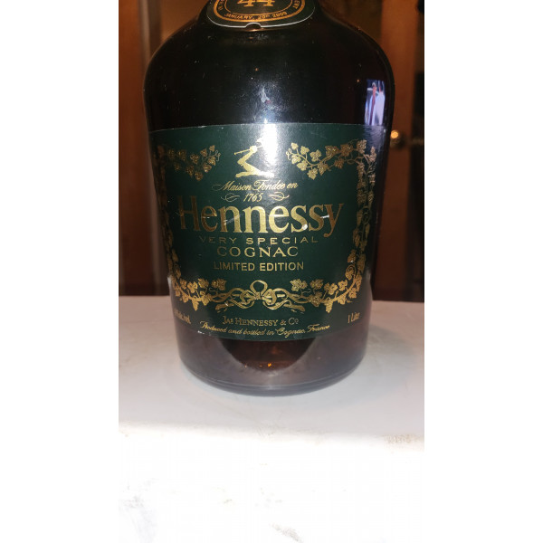 Hennessy Cognac XO Limited Edition In Honor of the 44th President.5