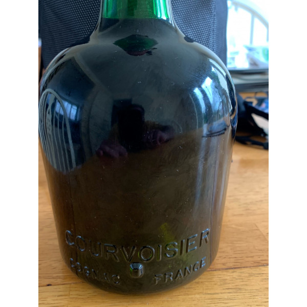 Courvoisier Cognac unknown.2
