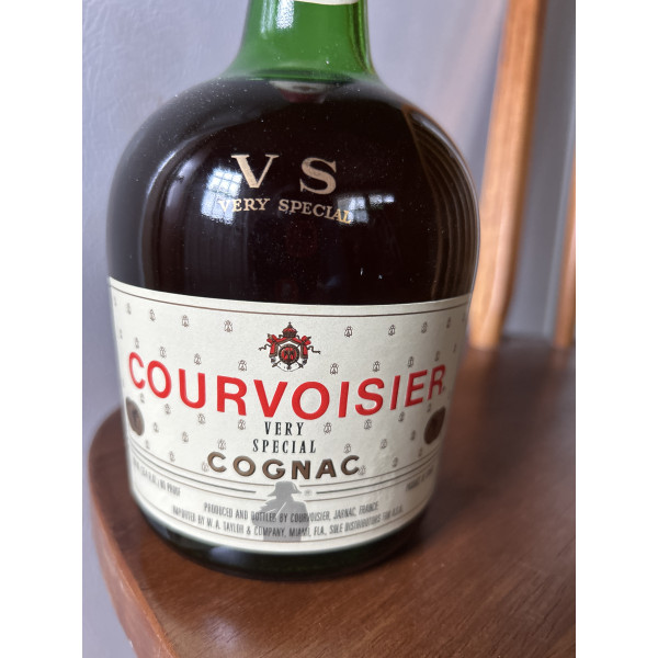 Courvoisier Cognac Very Special.5