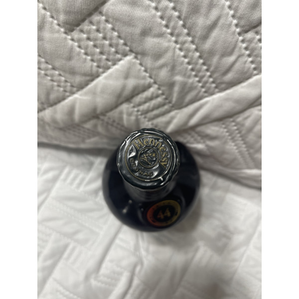 Hennessy Cognac Limited VS edition in Honor of the 44th president 1L.4
