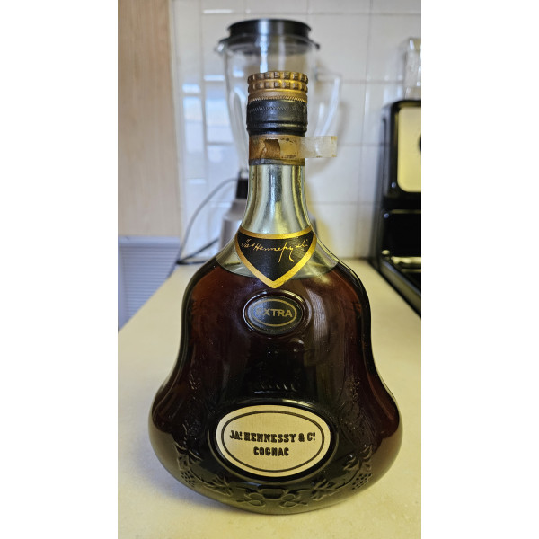 Hennessy Cognac Extra.1