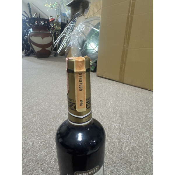 Canadian club  Canadian Club 6 Year Old Blended Whisky 1976.3