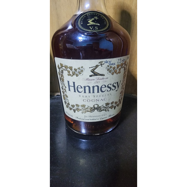 Hennessy Cognac Very Special.5