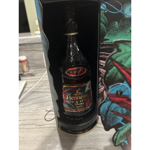 Hennessy Cognac V.S.O.P Privilège Limited Edition by Julien Colombier.1