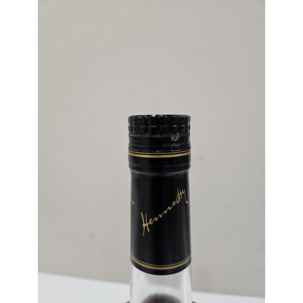 Hennessy Cognac Very Special Limited Edition in honor of the 44th President.3