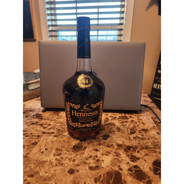 Hennessy Cognac 44 edition Hennessy.1