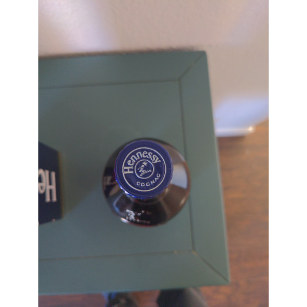 Hennessy Cognac Hennessy VSOP Privilège Cognac Honoring All Who Served Special Edition.4
