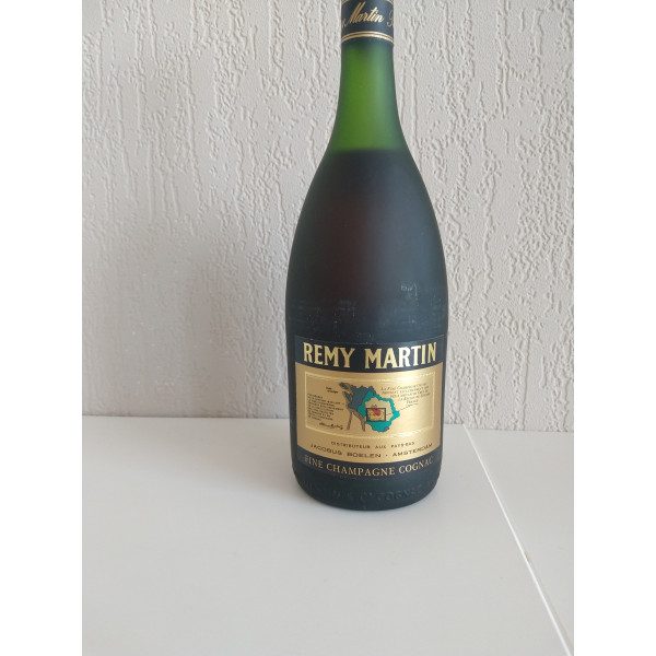 Remy Martin Cognac Fine Champagne Cognac V.S.O.P.2