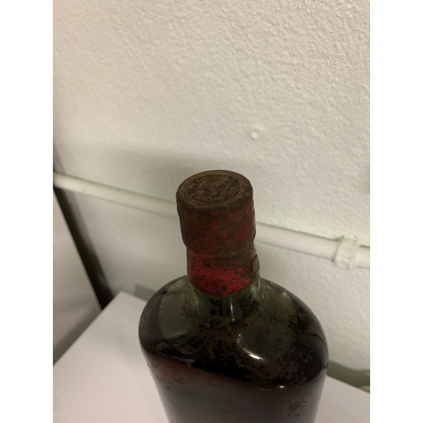 Courvoisier Cognac The Brandy of Napoleon Three Stars King George Flask.3