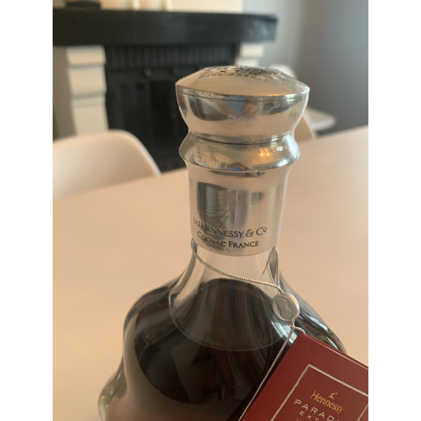 Hennessy Cognac Paradis extra rare.3