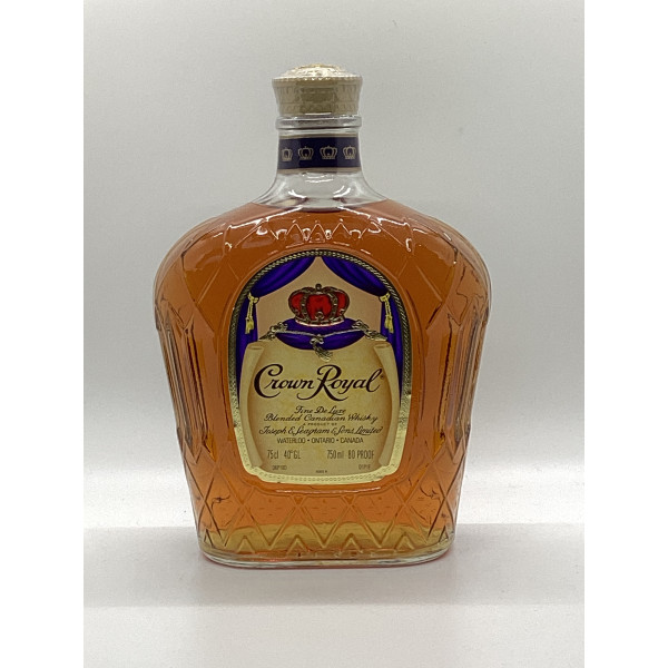 Seagram’s Crown Royal Fine De Luxe.1