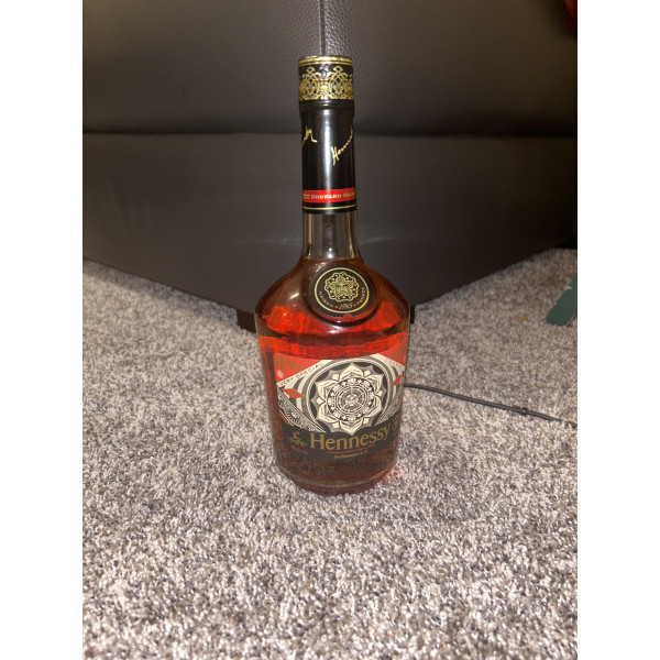 Hennessy Cognac V.S. Obey Series Bottle by Shepard Fairey.1