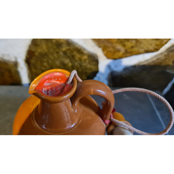 Ye Whisky of Ye Monks  12 years old Ceramic.4