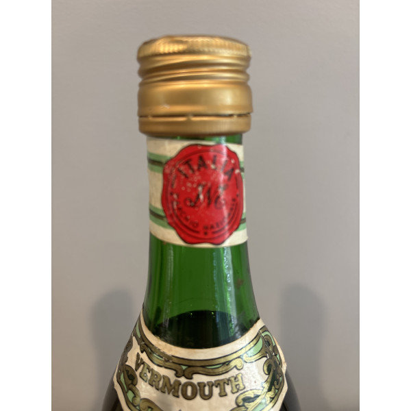 Arturo Dry Vermouth.3