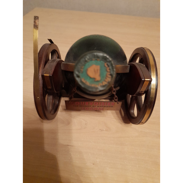 Courvoisier Cognac Courvoisier, VSOP, Fine Champagne + Cannon.4